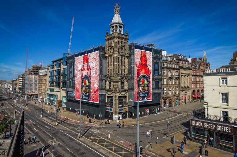 Kopparberg_Edinburgh_Princes_Street_0062 (No banner).jpg