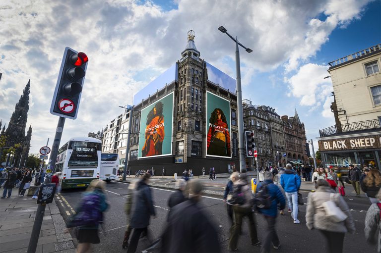 Princes_Street_Edinburgh_0001 ver5.jpg