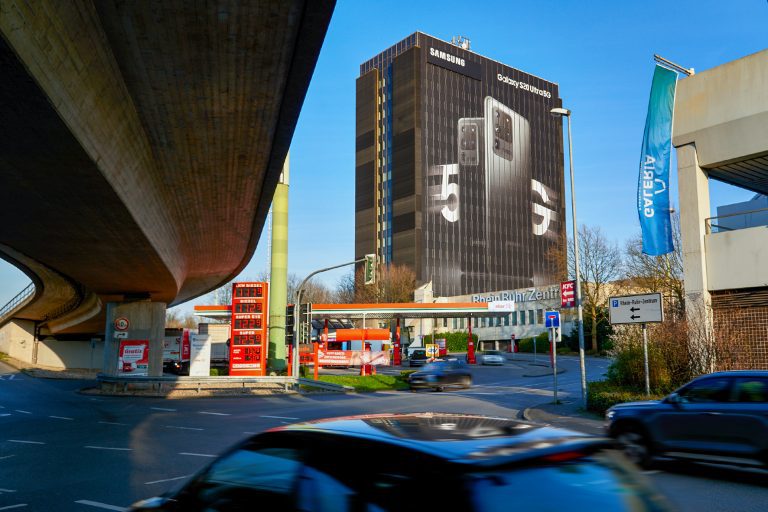 Samsung_Mühlheim an der Ruhr_A40 - Rhein Ruhr Tower - Fläche 2 Richtung Essen_003.jpg