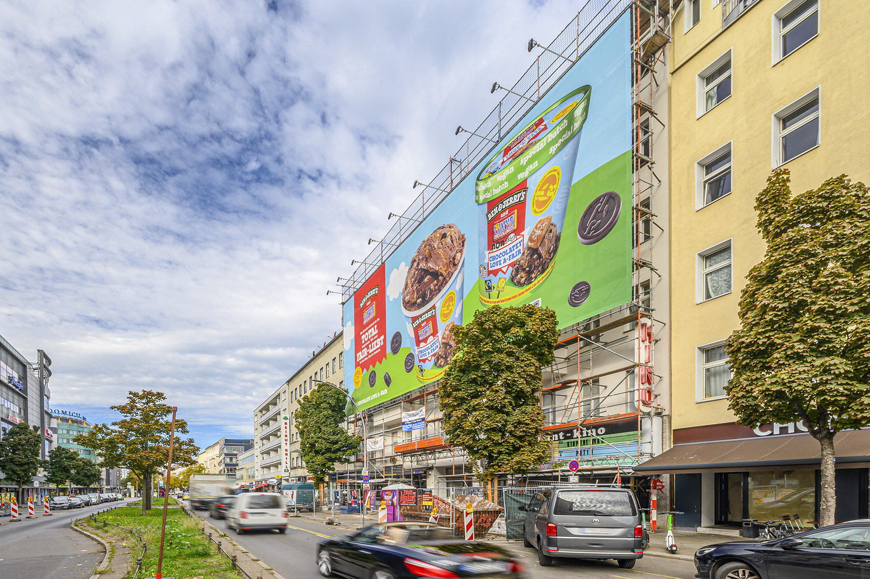 Kantstraße 54 - Locations - blowUP media