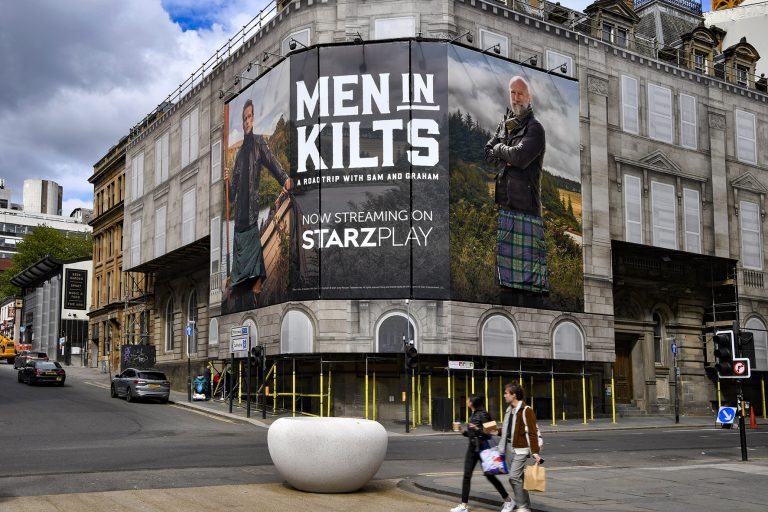 Glasgow goes wild for Men In Kilts!